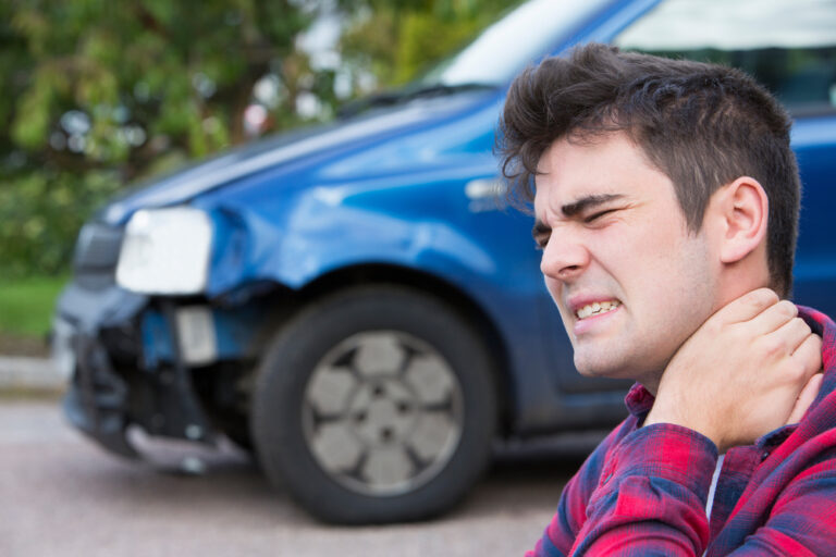 Motorist Suffering From Whiplash needing personal injury attorney Chowchilla